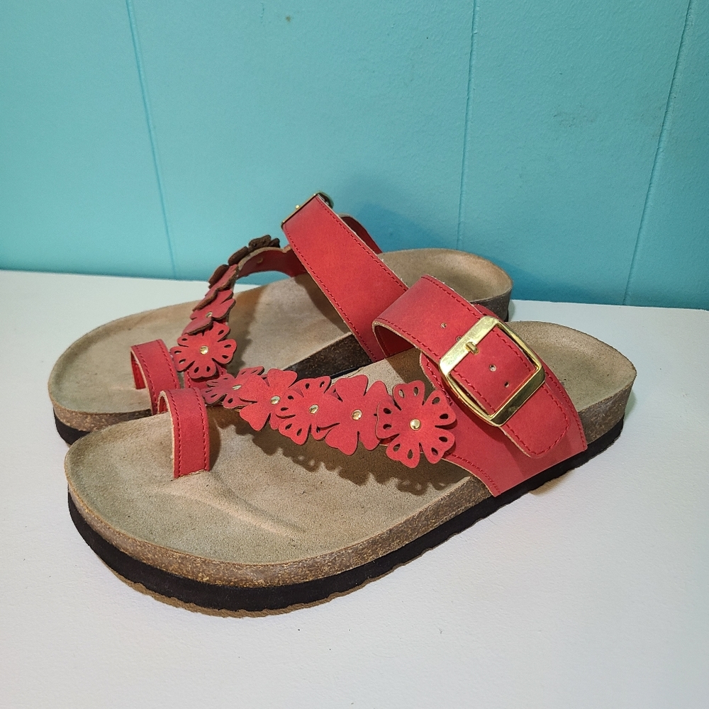 Cliffs by White Mountain Size 5½ Coral Color